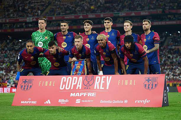 《彩虹六号：围攻》遭入侵 玩家账户被刷皮肤与货币